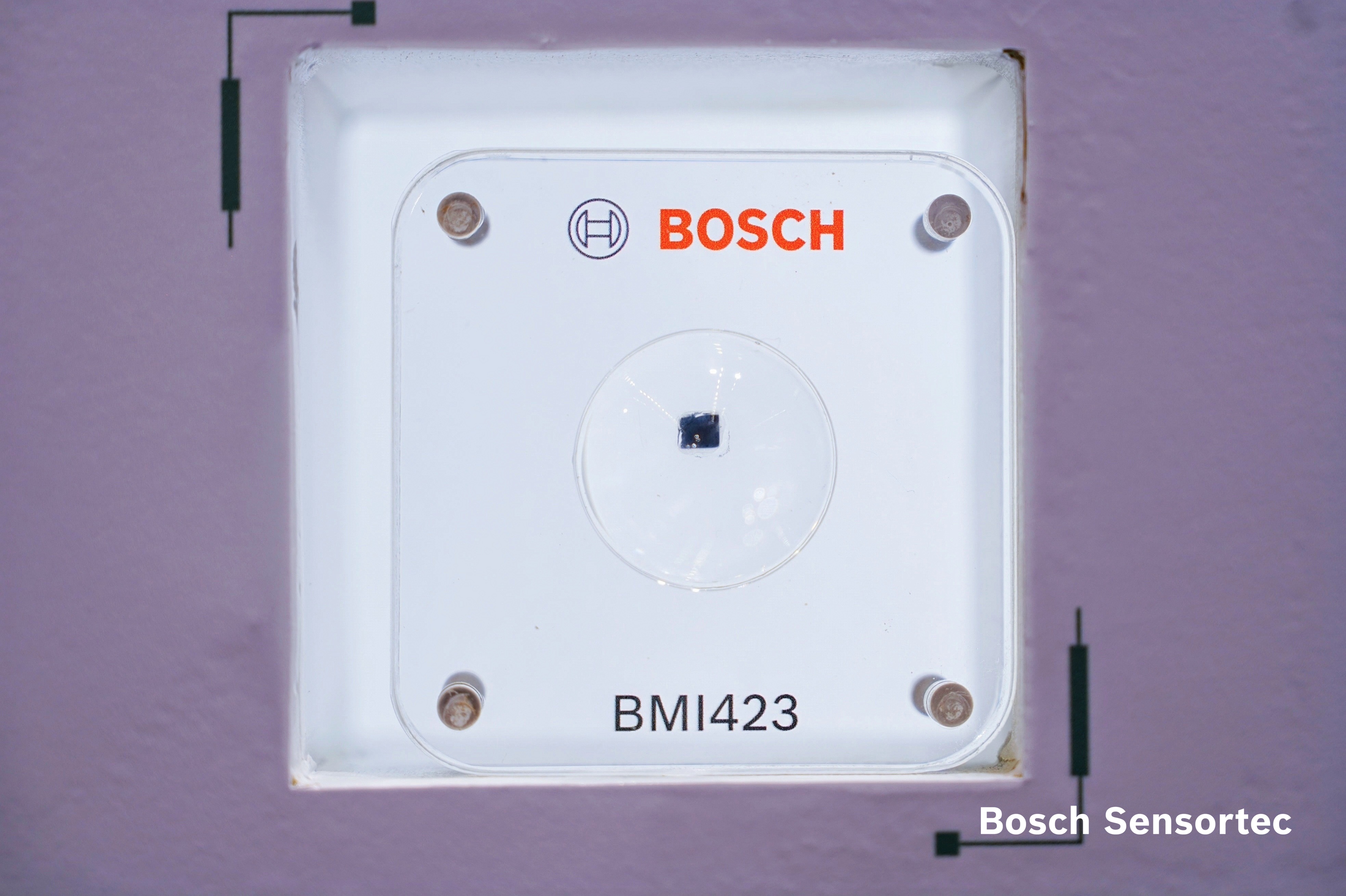 本该在云端的AI，现在“住”进了传感器里