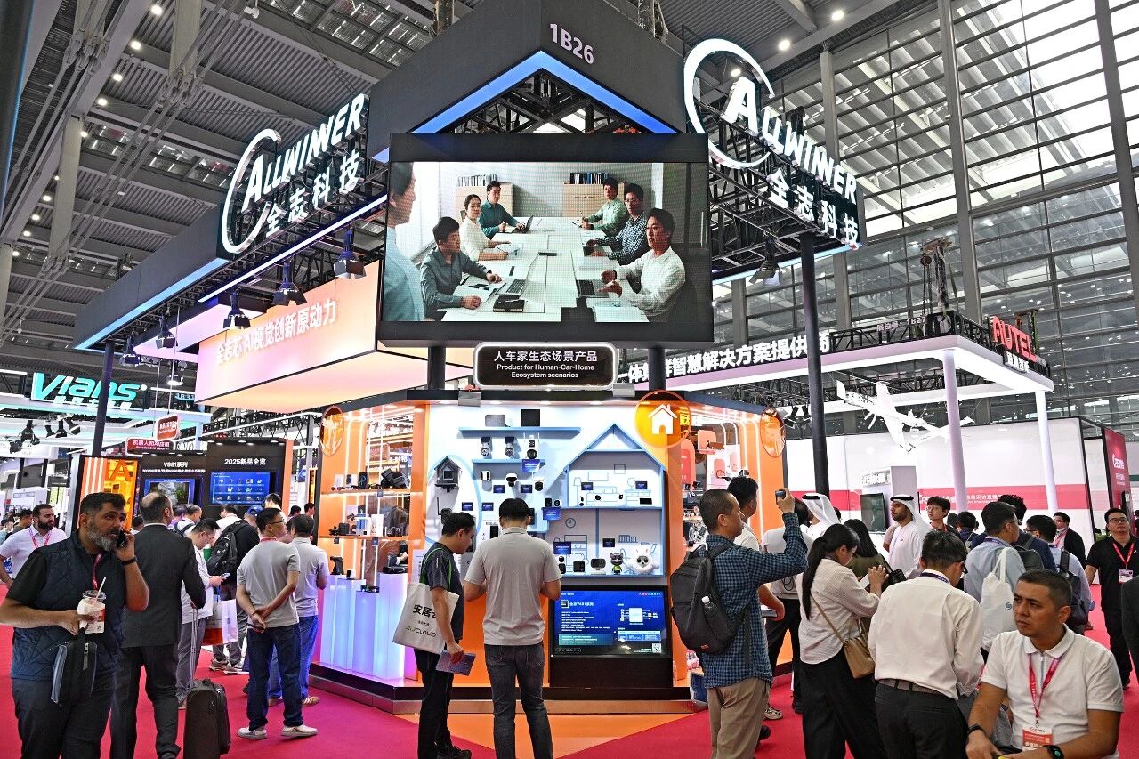 1761647914883262.jpg 1.jpg